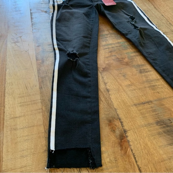 BOOMBOOM Jeans Trending Ankle Details Black Raw Hem High Rise Skinny Jeans Sz 5 - Picture 8 of 16